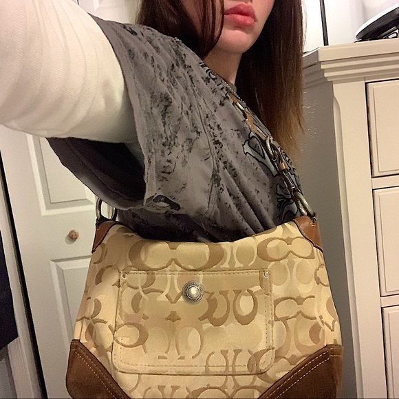 Sold - Picture 3 of 17